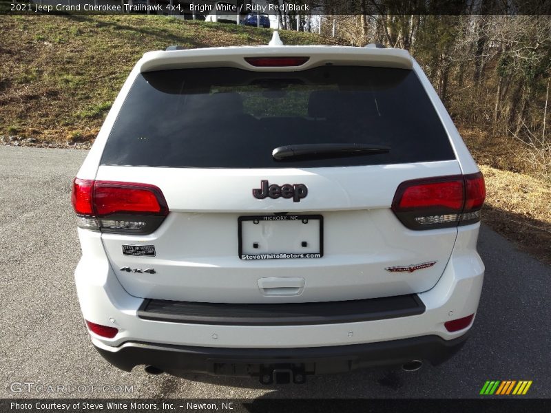 Bright White / Ruby Red/Black 2021 Jeep Grand Cherokee Trailhawk 4x4