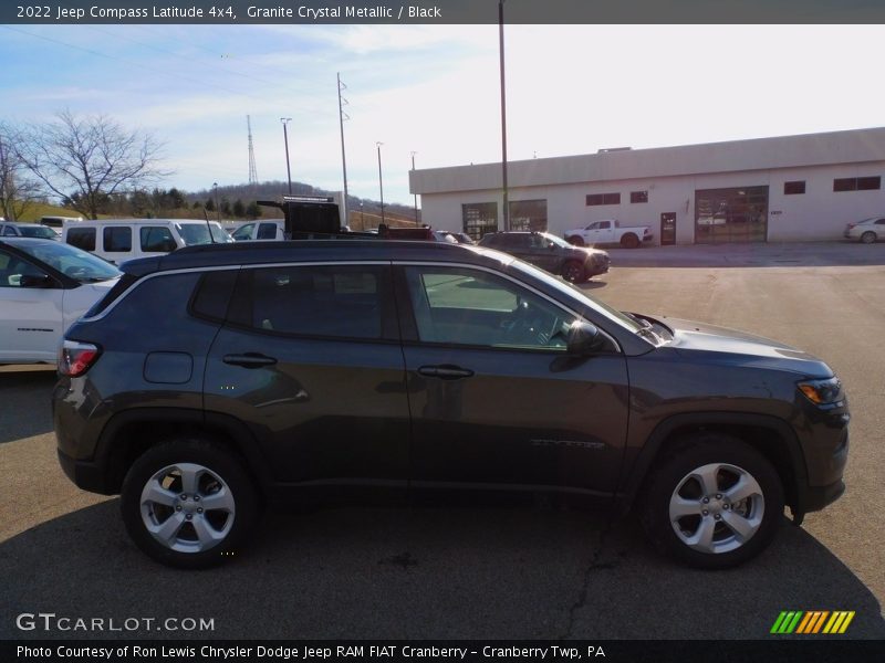 Granite Crystal Metallic / Black 2022 Jeep Compass Latitude 4x4