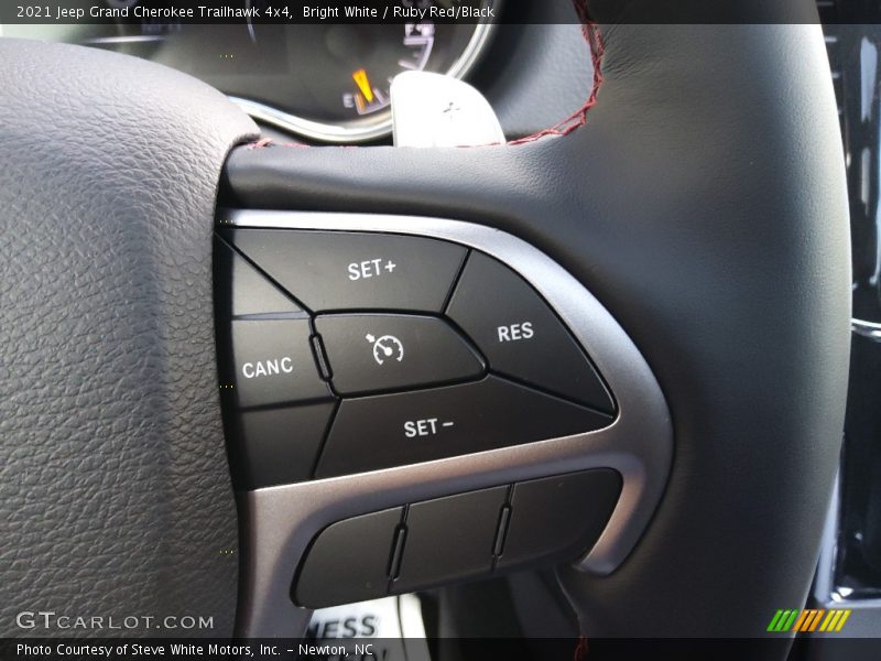  2021 Grand Cherokee Trailhawk 4x4 Steering Wheel