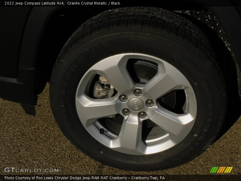 Granite Crystal Metallic / Black 2022 Jeep Compass Latitude 4x4