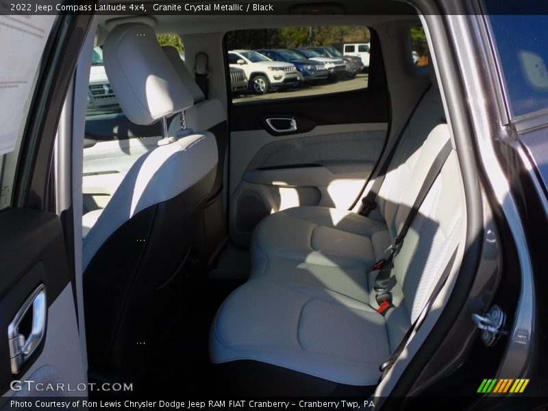 Granite Crystal Metallic / Black 2022 Jeep Compass Latitude 4x4