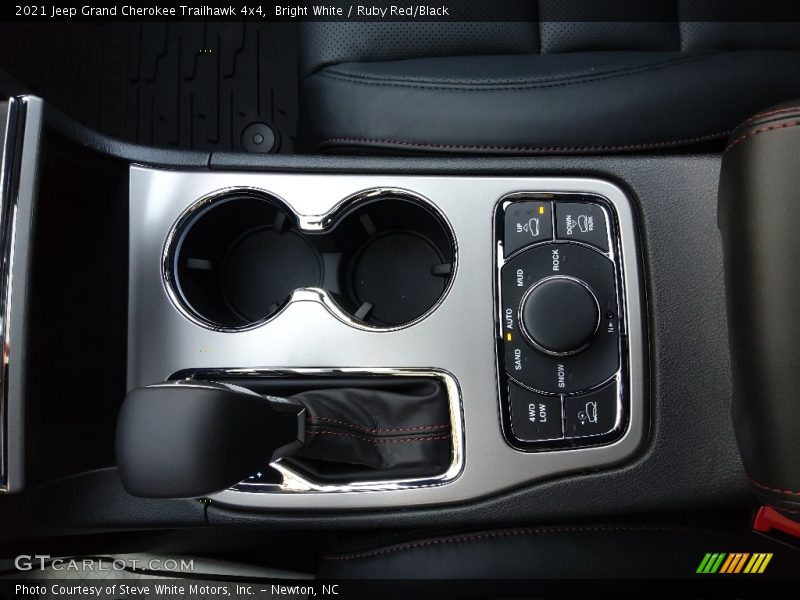 Bright White / Ruby Red/Black 2021 Jeep Grand Cherokee Trailhawk 4x4