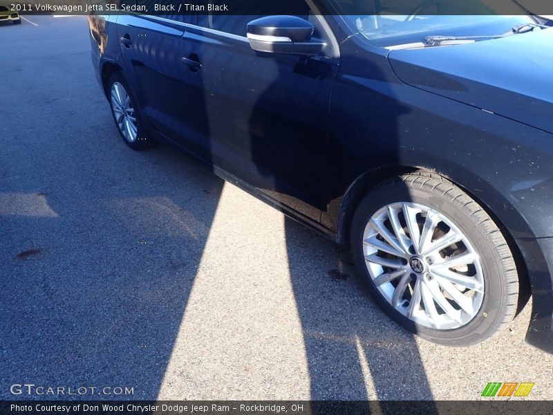 Black / Titan Black 2011 Volkswagen Jetta SEL Sedan