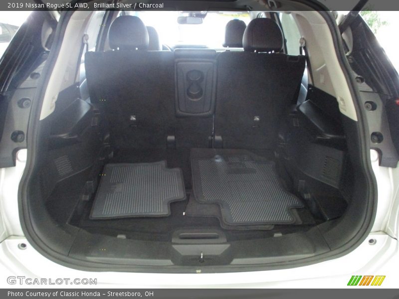Brilliant Silver / Charcoal 2019 Nissan Rogue SL AWD