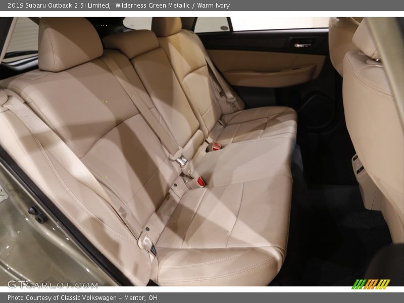 Wilderness Green Metallic / Warm Ivory 2019 Subaru Outback 2.5i Limited