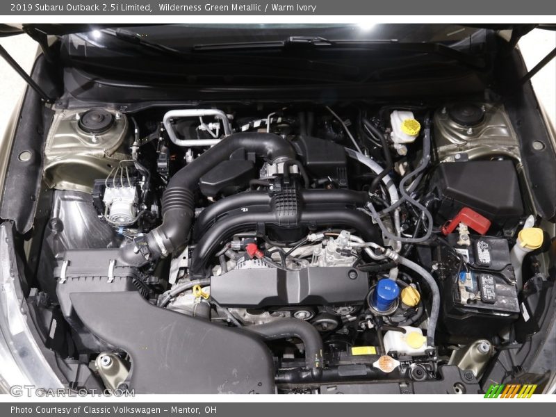 Wilderness Green Metallic / Warm Ivory 2019 Subaru Outback 2.5i Limited