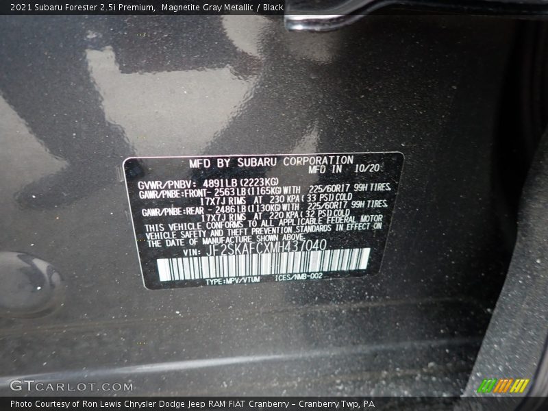 Magnetite Gray Metallic / Black 2021 Subaru Forester 2.5i Premium