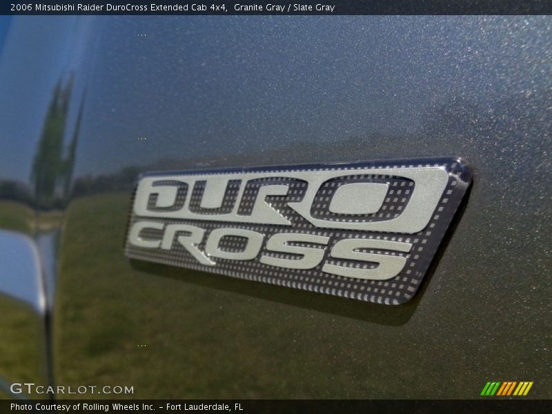  2006 Raider DuroCross Extended Cab 4x4 Logo
