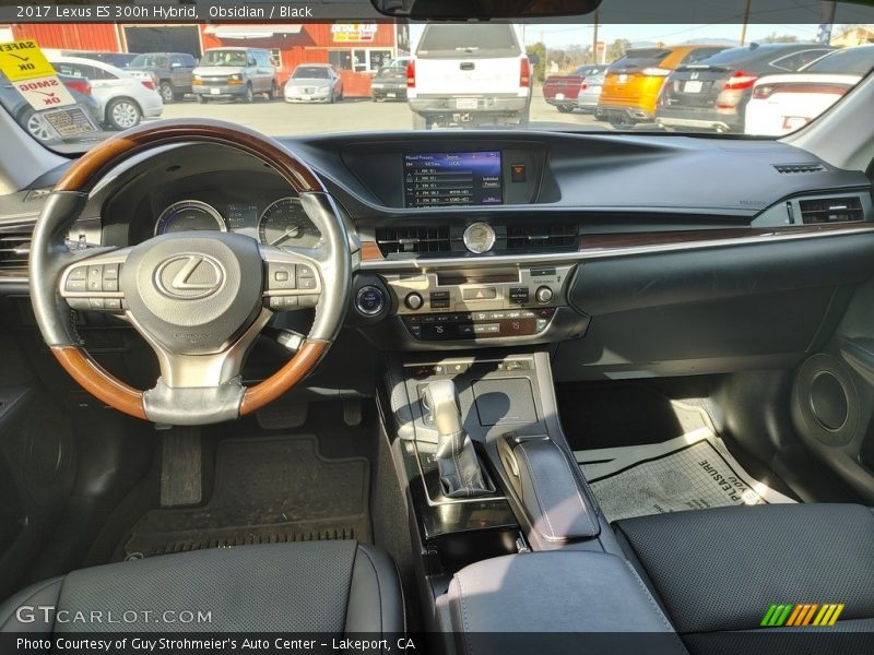 Obsidian / Black 2017 Lexus ES 300h Hybrid