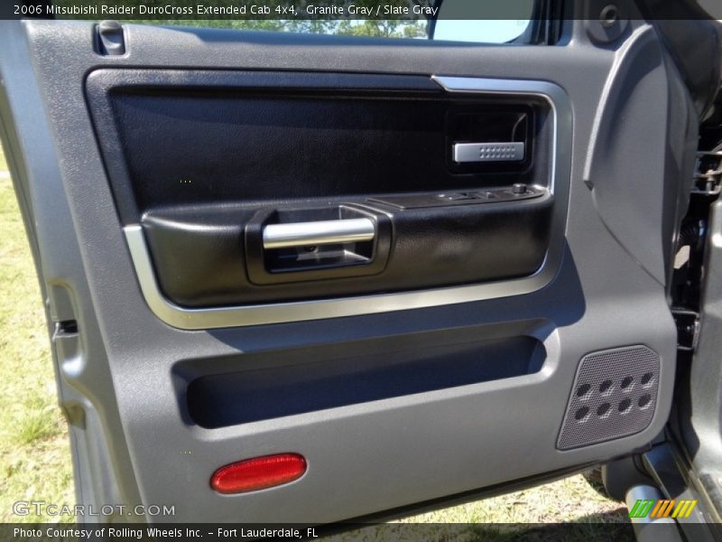 Door Panel of 2006 Raider DuroCross Extended Cab 4x4