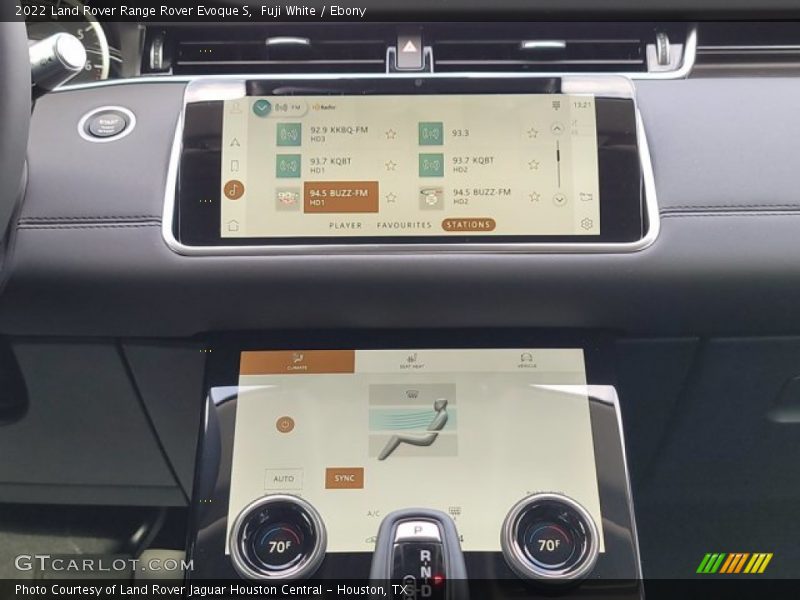Controls of 2022 Range Rover Evoque S