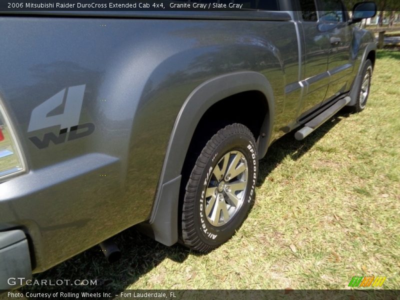 Granite Gray / Slate Gray 2006 Mitsubishi Raider DuroCross Extended Cab 4x4