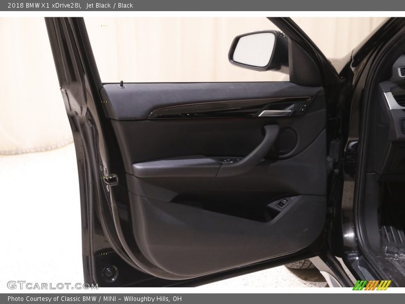 Jet Black / Black 2018 BMW X1 xDrive28i