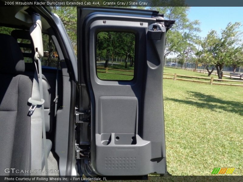 Door Panel of 2006 Raider DuroCross Extended Cab 4x4