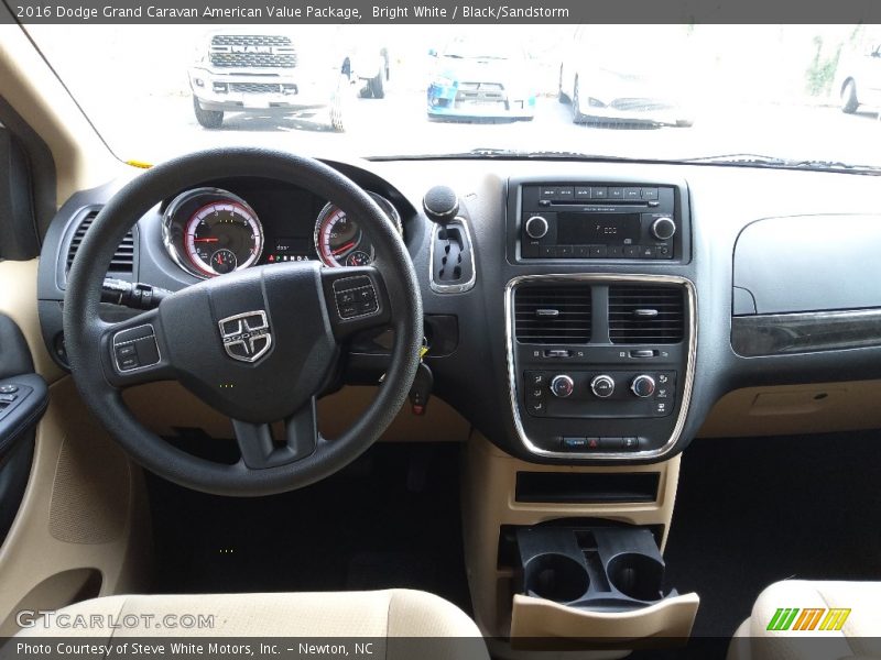 Bright White / Black/Sandstorm 2016 Dodge Grand Caravan American Value Package