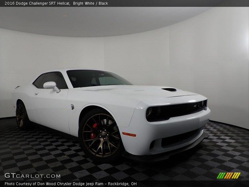 Bright White / Black 2016 Dodge Challenger SRT Hellcat