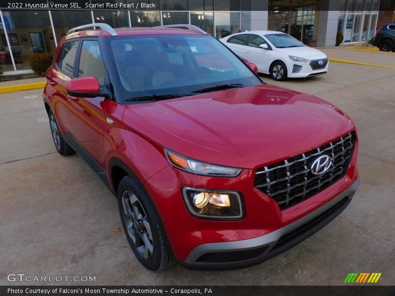 Front 3/4 View of 2022 Venue SEL