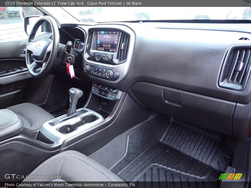 Dashboard of 2019 Colorado LT Crew Cab 4x4