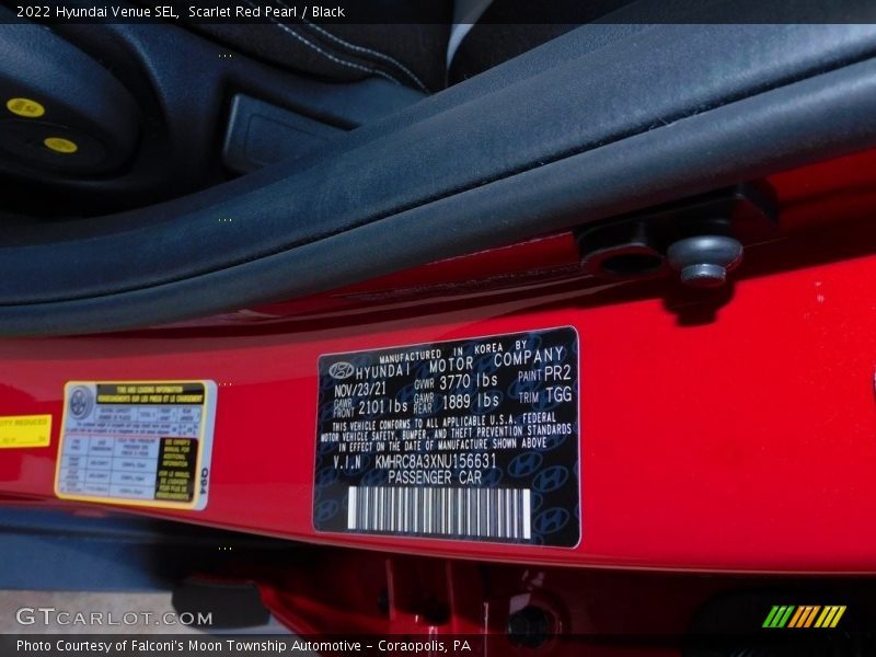 Scarlet Red Pearl / Black 2022 Hyundai Venue SEL