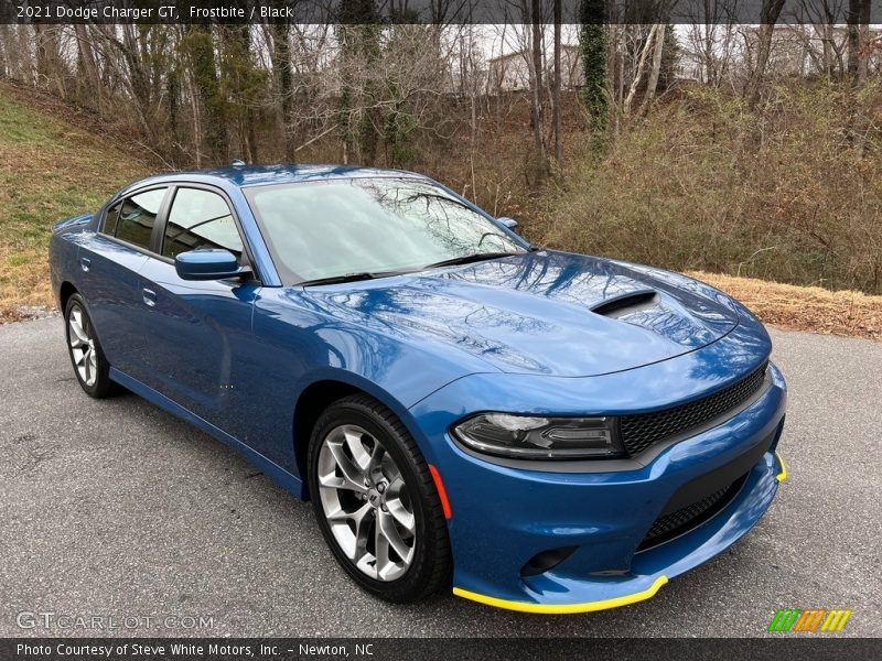 Front 3/4 View of 2021 Charger GT