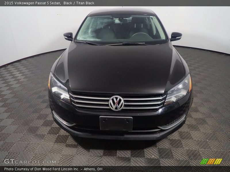 Black / Titan Black 2015 Volkswagen Passat S Sedan