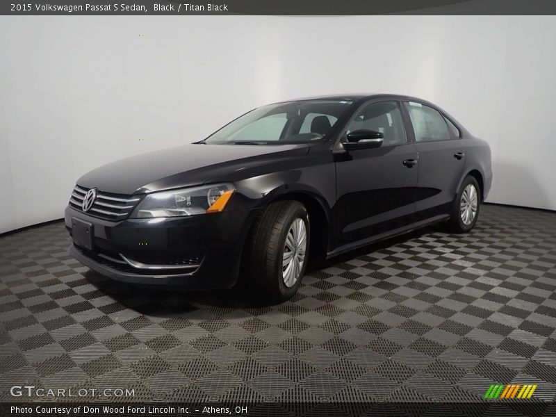 Black / Titan Black 2015 Volkswagen Passat S Sedan
