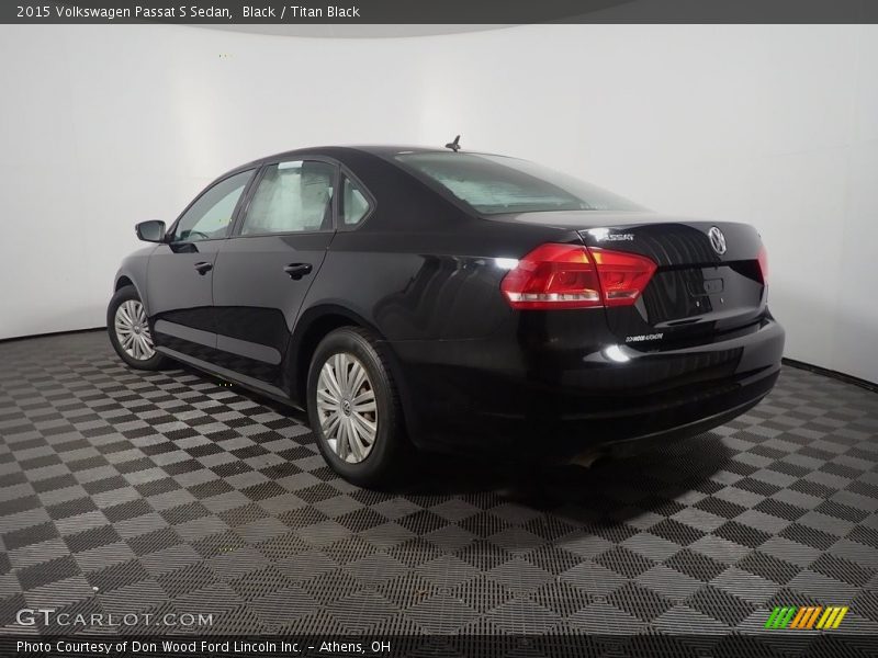 Black / Titan Black 2015 Volkswagen Passat S Sedan