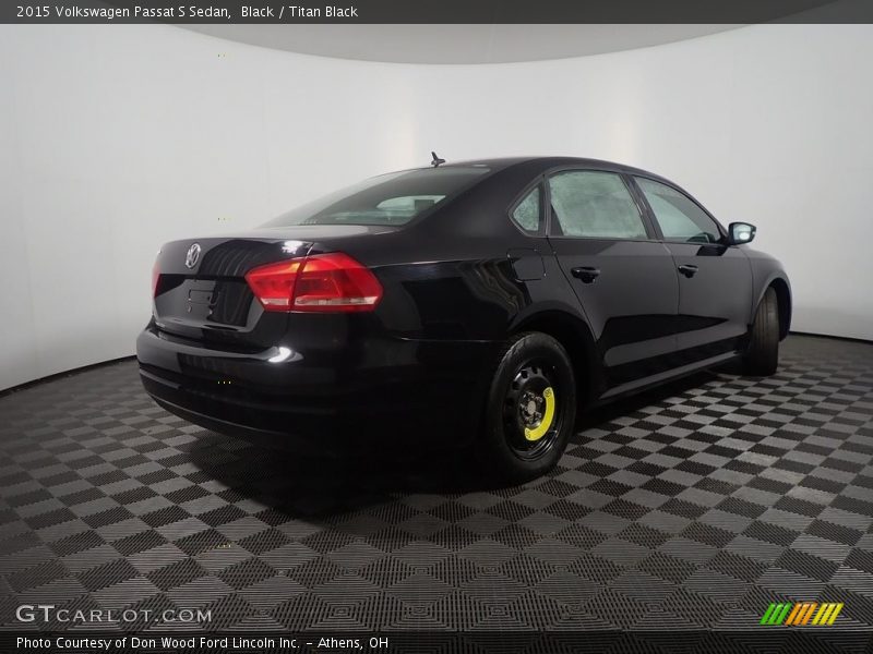 Black / Titan Black 2015 Volkswagen Passat S Sedan