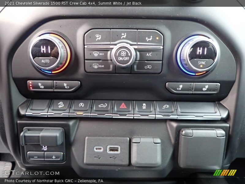 Controls of 2021 Silverado 1500 RST Crew Cab 4x4