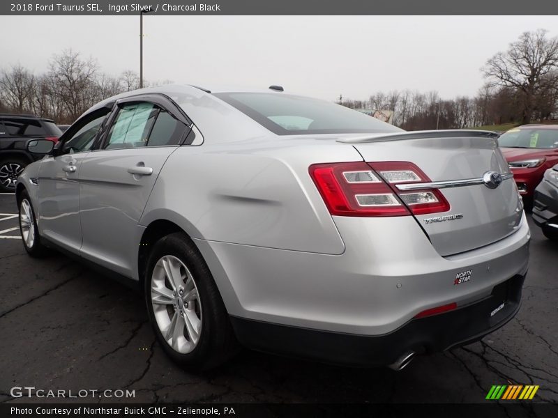 Ingot Silver / Charcoal Black 2018 Ford Taurus SEL