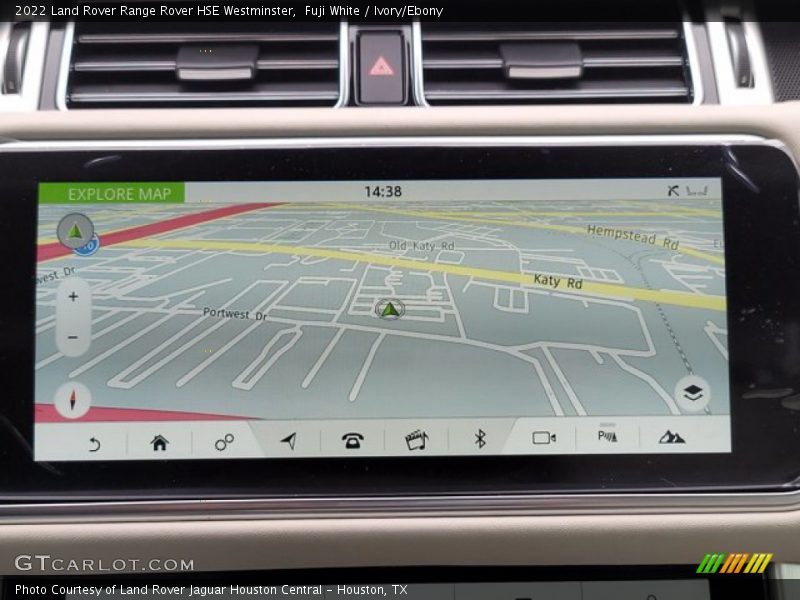 Navigation of 2022 Range Rover HSE Westminster