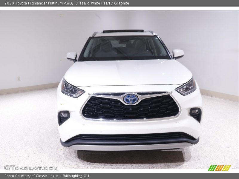 Blizzard White Pearl / Graphite 2020 Toyota Highlander Platinum AWD