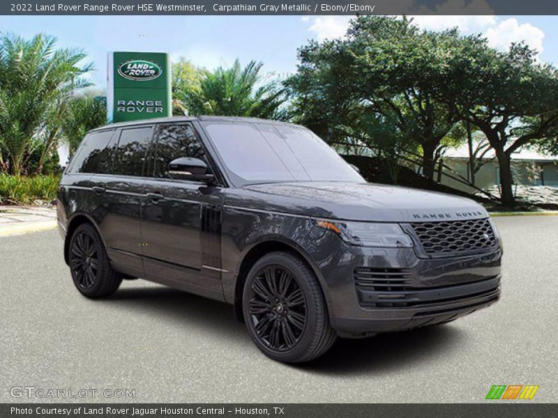 Front 3/4 View of 2022 Range Rover HSE Westminster