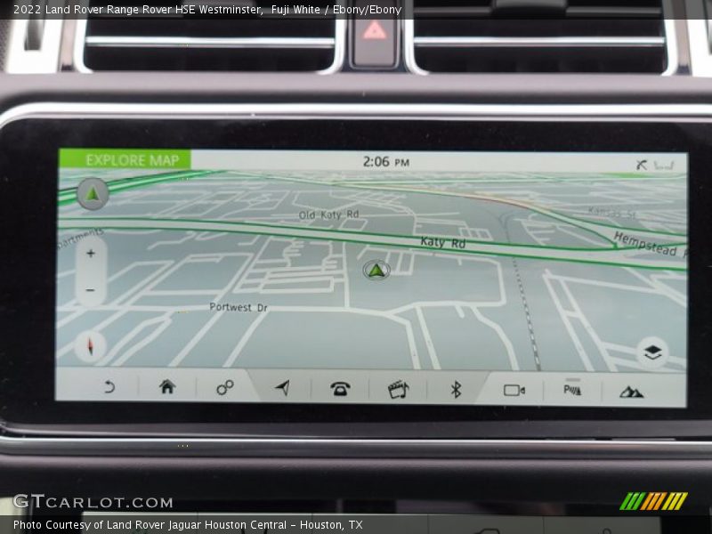 Navigation of 2022 Range Rover HSE Westminster