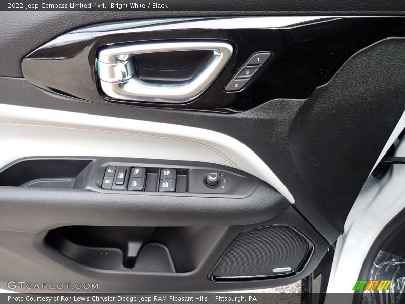 Bright White / Black 2022 Jeep Compass Limited 4x4