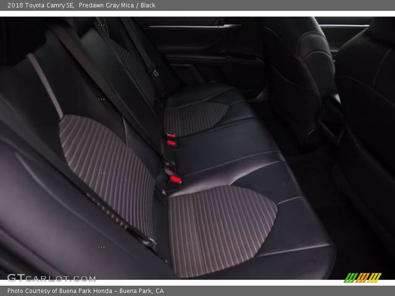 Predawn Gray Mica / Black 2018 Toyota Camry SE