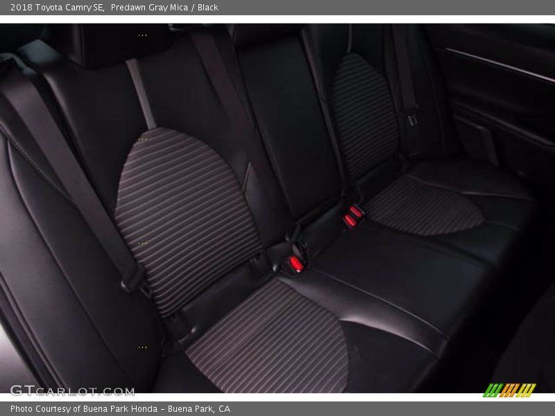 Predawn Gray Mica / Black 2018 Toyota Camry SE