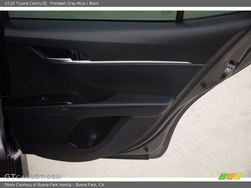 Predawn Gray Mica / Black 2018 Toyota Camry SE