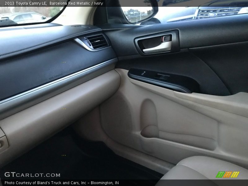 Barcelona Red Metallic / Ivory 2013 Toyota Camry LE