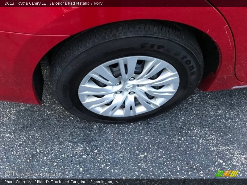 Barcelona Red Metallic / Ivory 2013 Toyota Camry LE