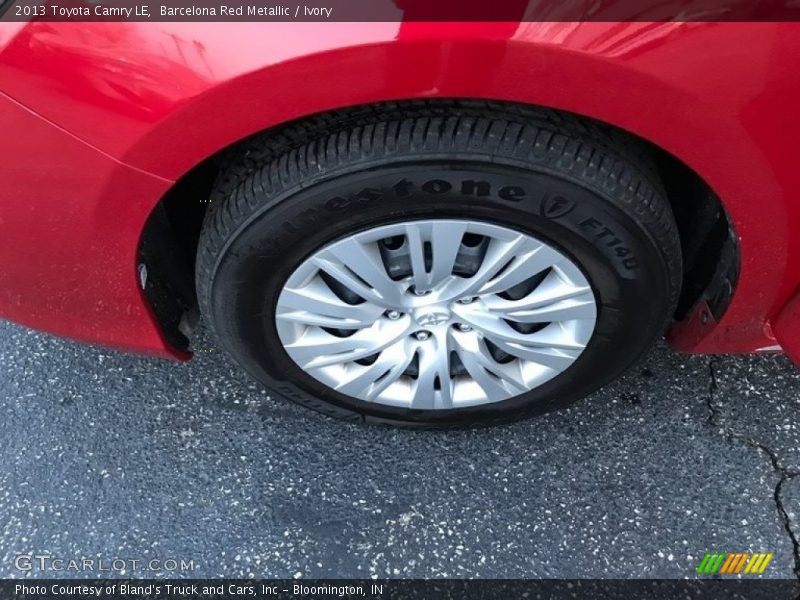 Barcelona Red Metallic / Ivory 2013 Toyota Camry LE