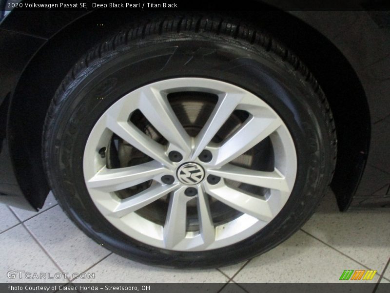  2020 Passat SE Wheel