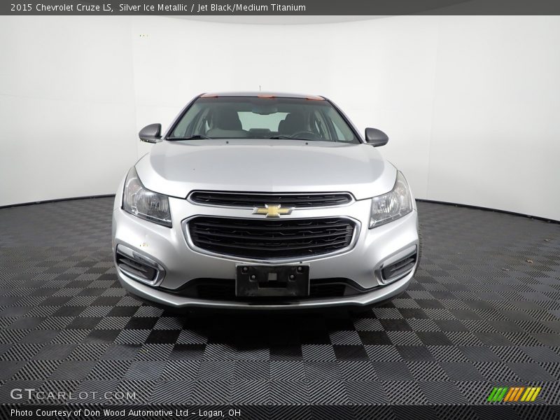 Silver Ice Metallic / Jet Black/Medium Titanium 2015 Chevrolet Cruze LS