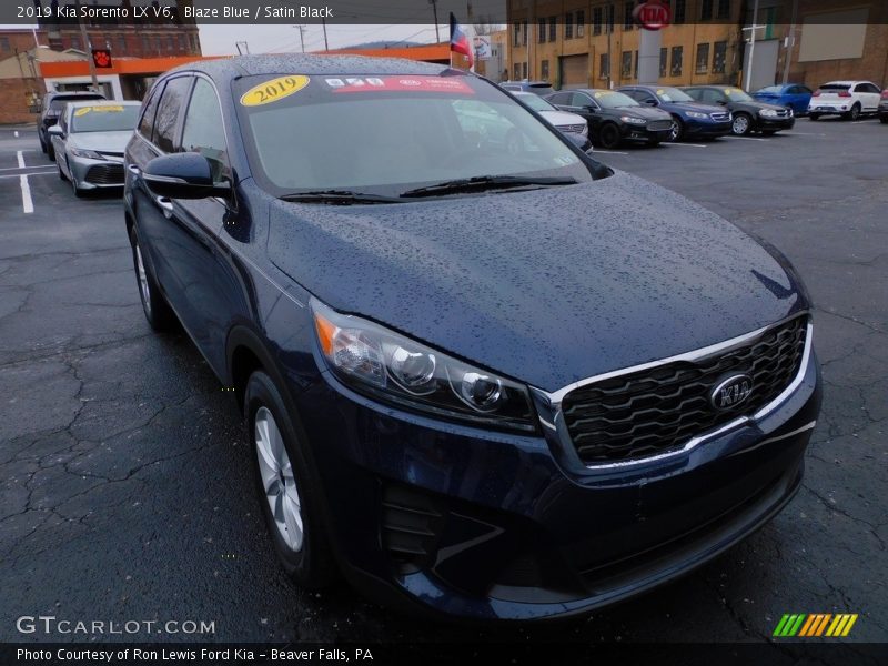 Blaze Blue / Satin Black 2019 Kia Sorento LX V6