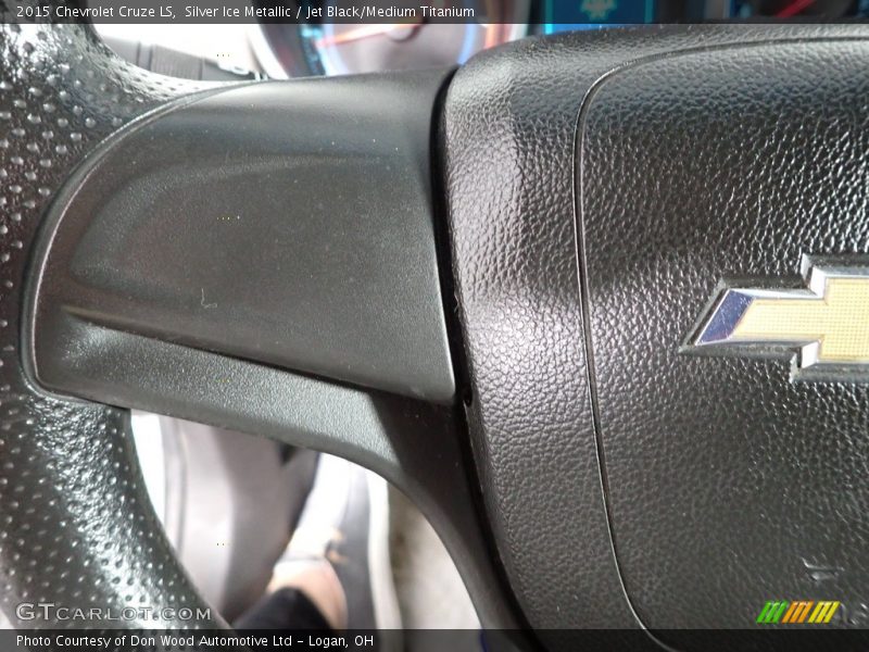 Silver Ice Metallic / Jet Black/Medium Titanium 2015 Chevrolet Cruze LS