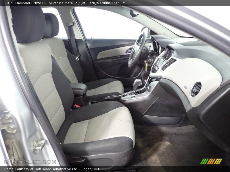 Silver Ice Metallic / Jet Black/Medium Titanium 2015 Chevrolet Cruze LS