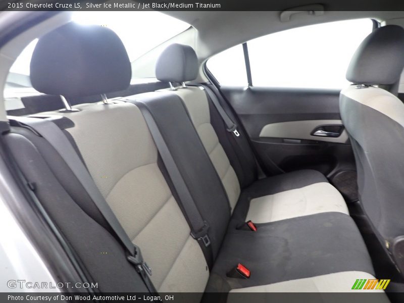 Silver Ice Metallic / Jet Black/Medium Titanium 2015 Chevrolet Cruze LS