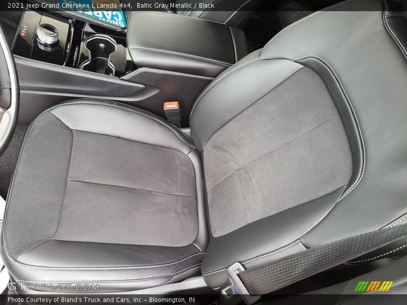 Baltic Gray Metallic / Black 2021 Jeep Grand Cherokee L Laredo 4x4