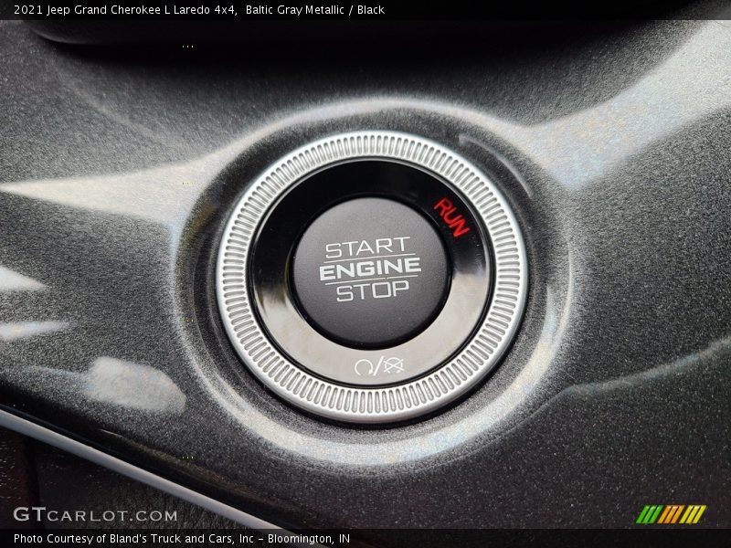 Baltic Gray Metallic / Black 2021 Jeep Grand Cherokee L Laredo 4x4