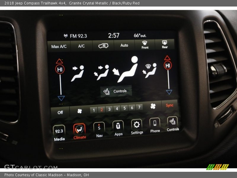 Granite Crystal Metallic / Black/Ruby Red 2018 Jeep Compass Trailhawk 4x4